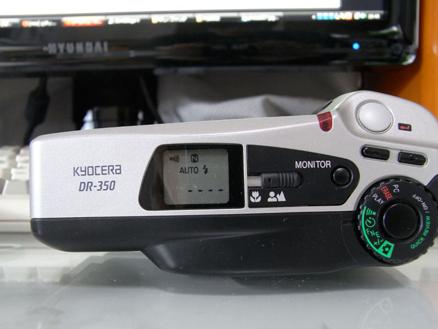 京セラ　デジタルカメラ　デジカメ　KYOCERA DR-350